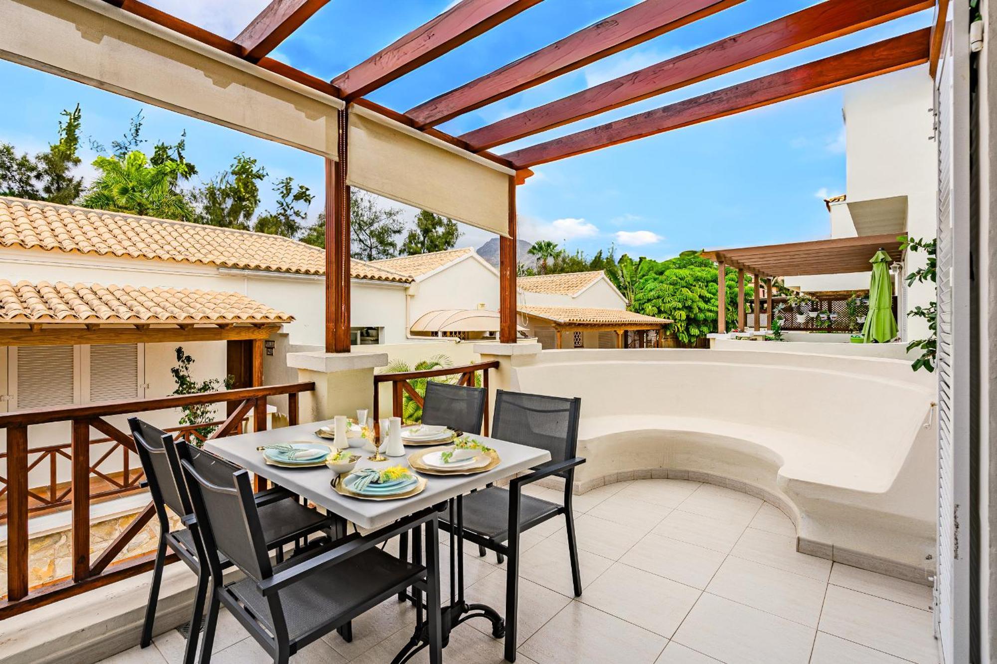 Chalet Playa De Las Americas Arona  Buitenkant foto